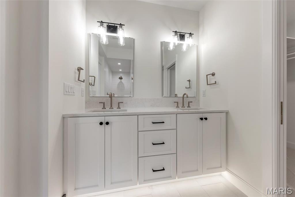 Flat Rock Valley - Residential