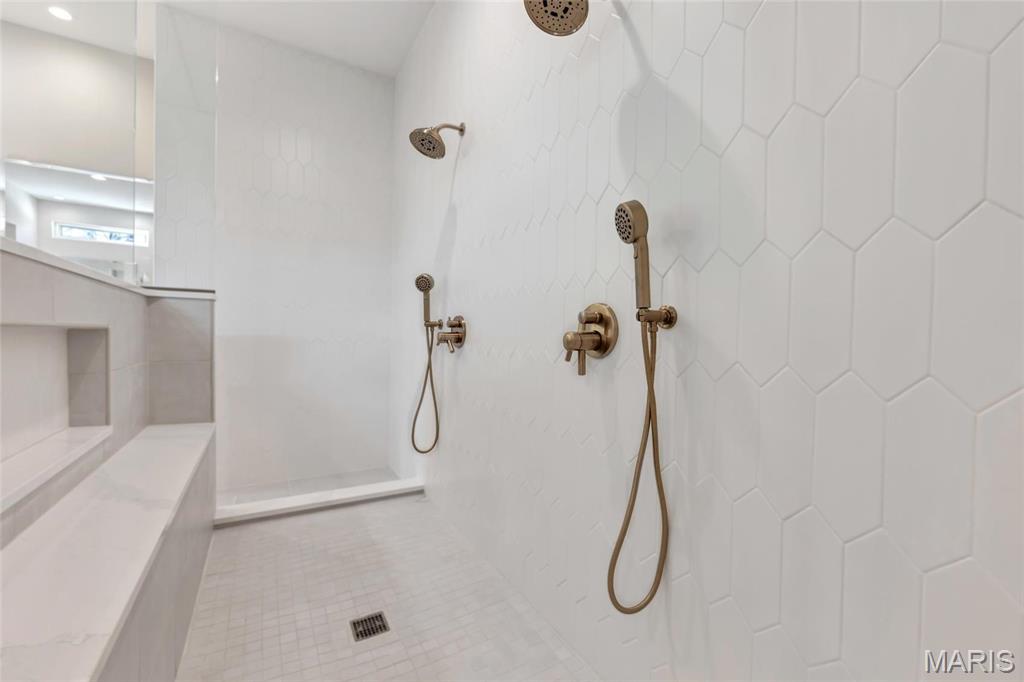 Flat Rock Valley - Residential