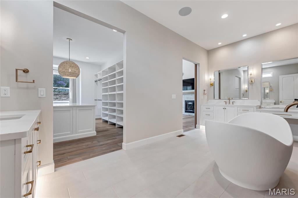 Flat Rock Valley - Residential