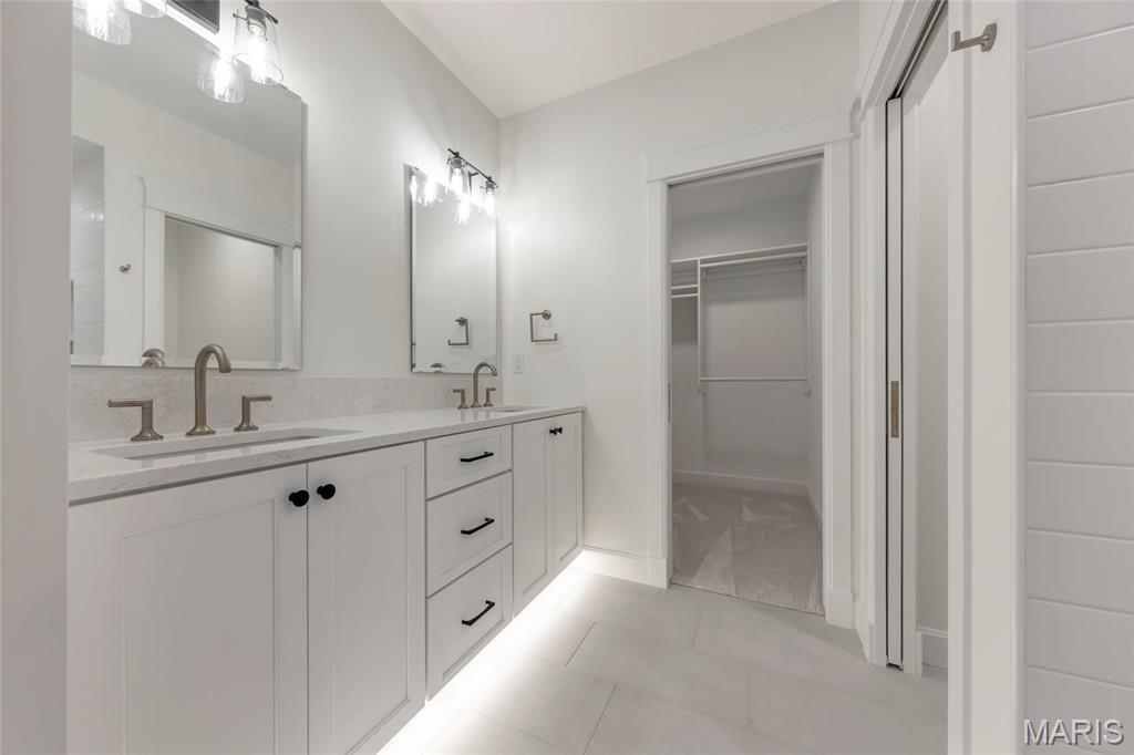 Flat Rock Valley - Residential