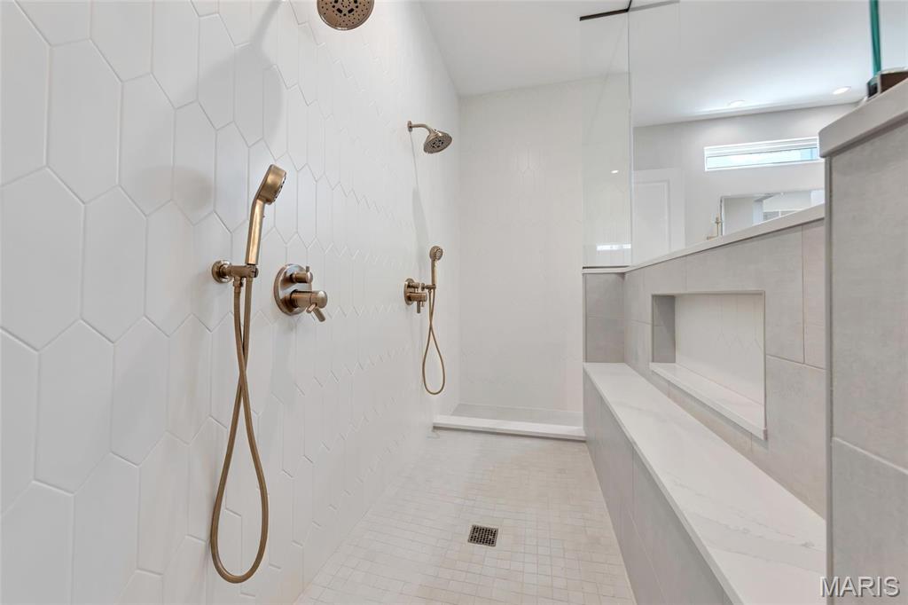 Flat Rock Valley - Residential