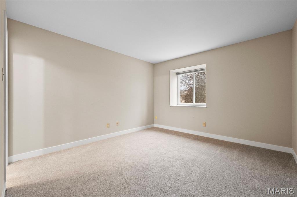 Sandalwood Creek Condo Ph Four- - Residential