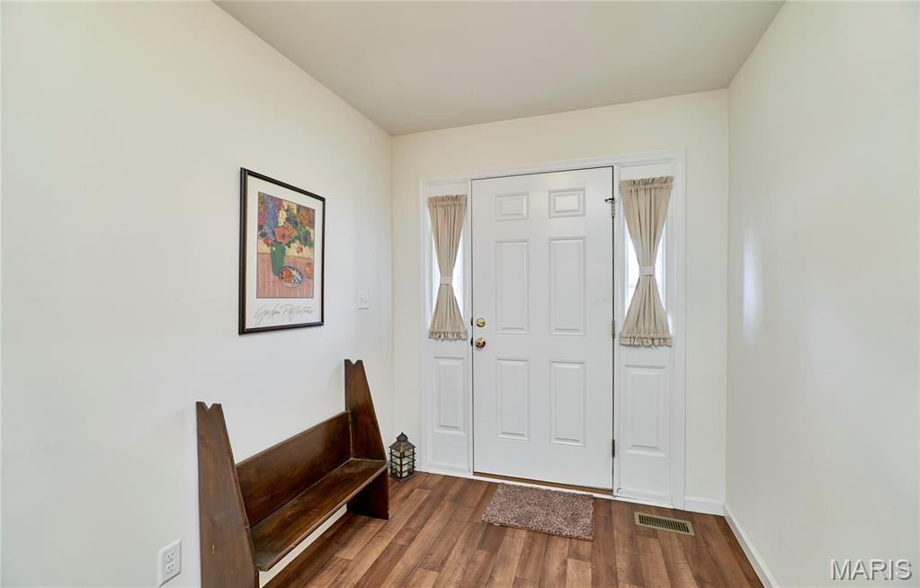 5124 Eagle Wing Court