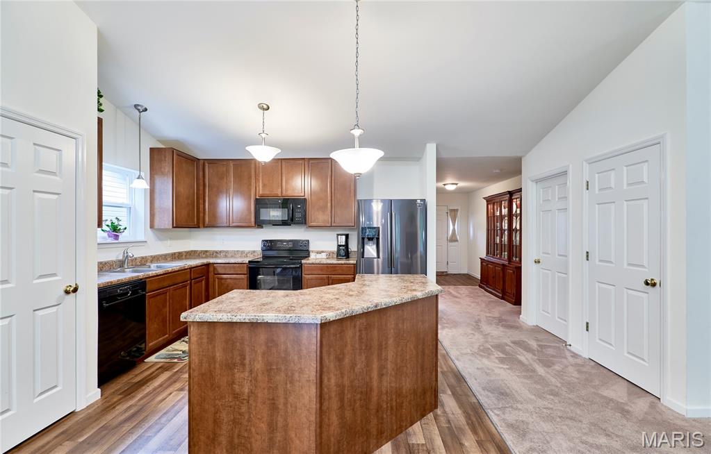 5124 Eagle Wing Court