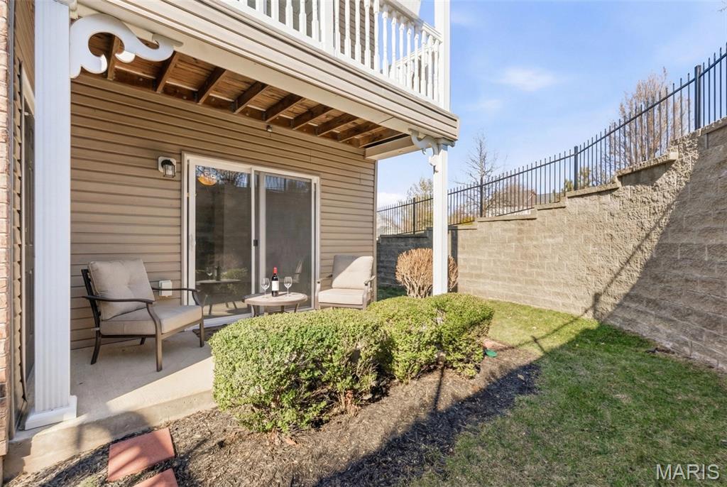 Bella Vista Condo #7 - Residential