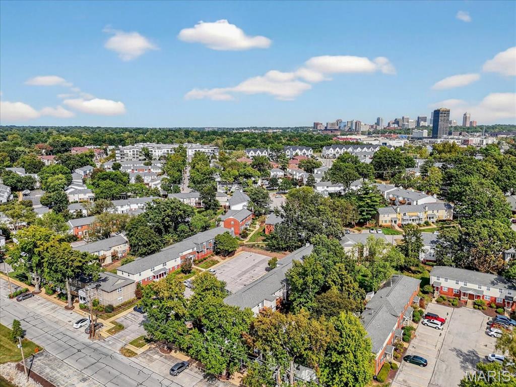 Brentwood Forest Condo Ph Three - Residential