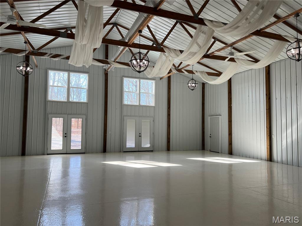 NA - Commercial Sale