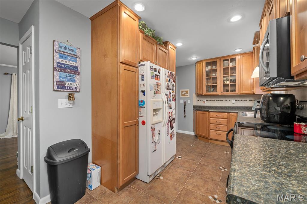 Tara Heights Sub - Residential Lease