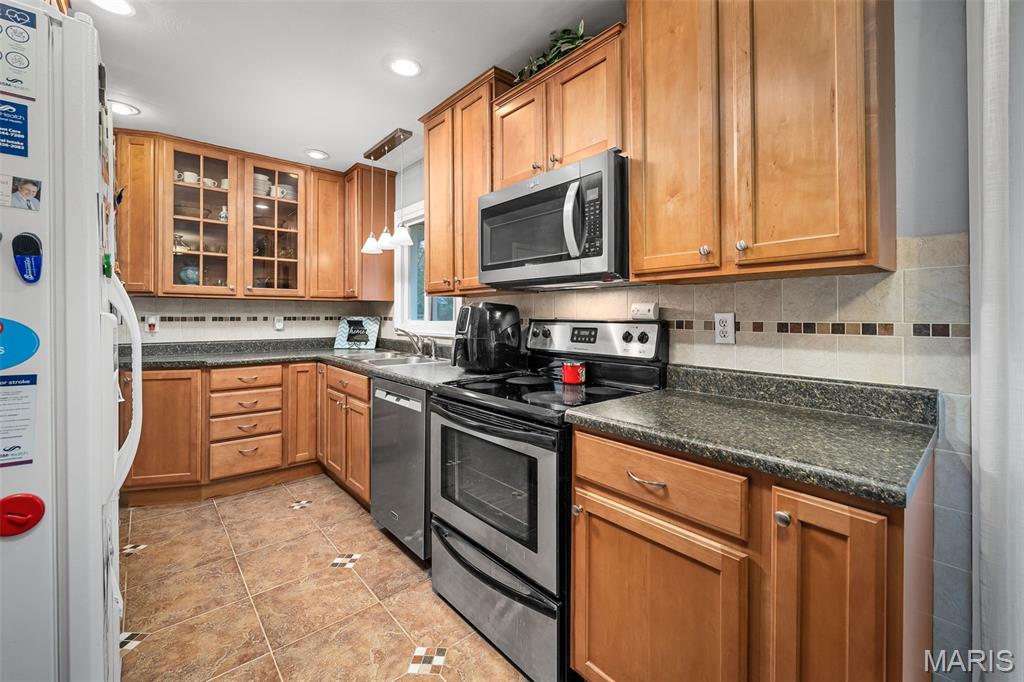 Tara Heights Sub - Residential Lease