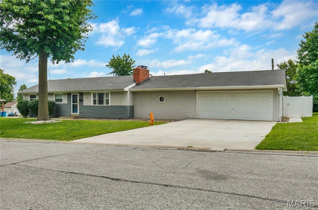 4 Hazelwood Lane