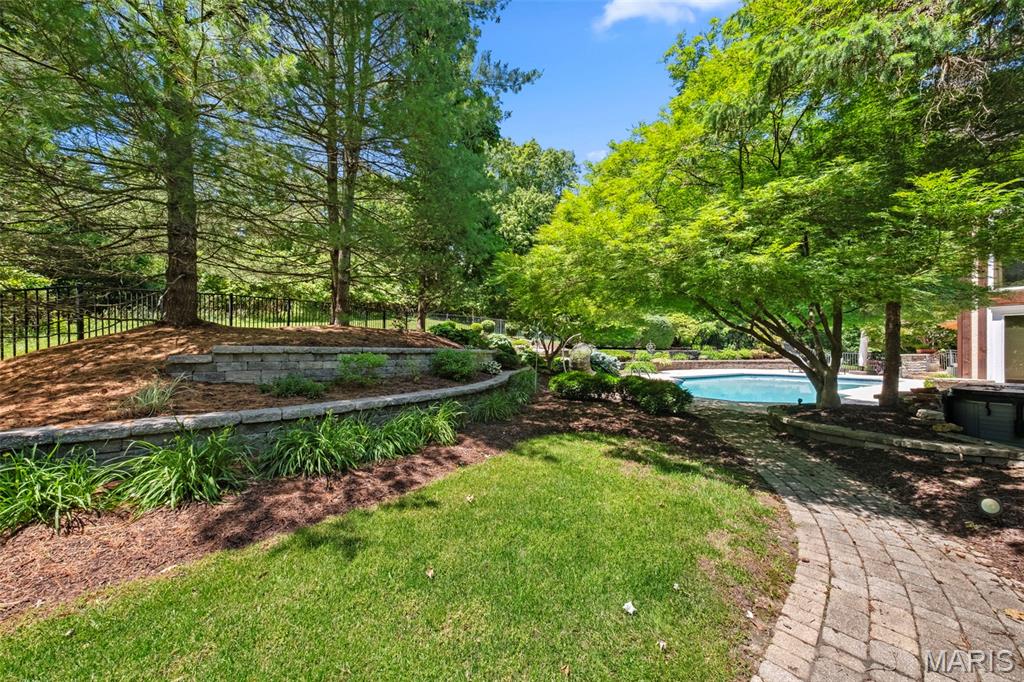 Saddle Ridge Acres - Residential