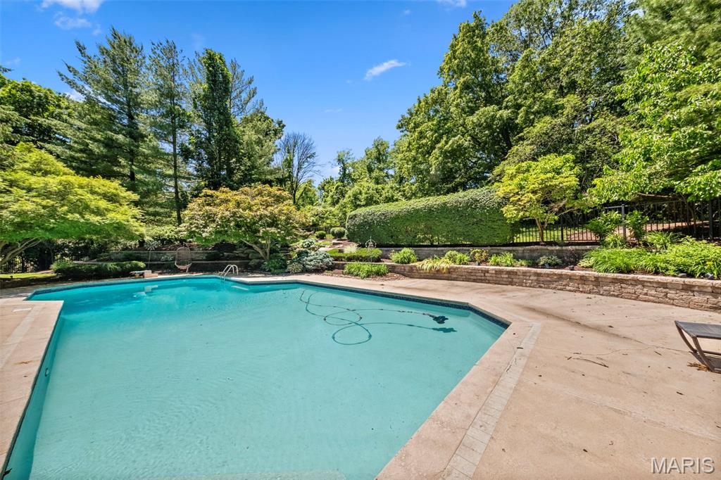 Saddle Ridge Acres - Residential