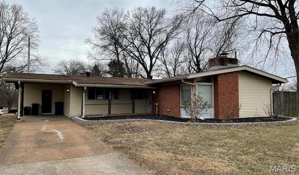 Photo of 2200 Saint Catherine Street, Florissant, MO 63033 (MLS # 26067173)