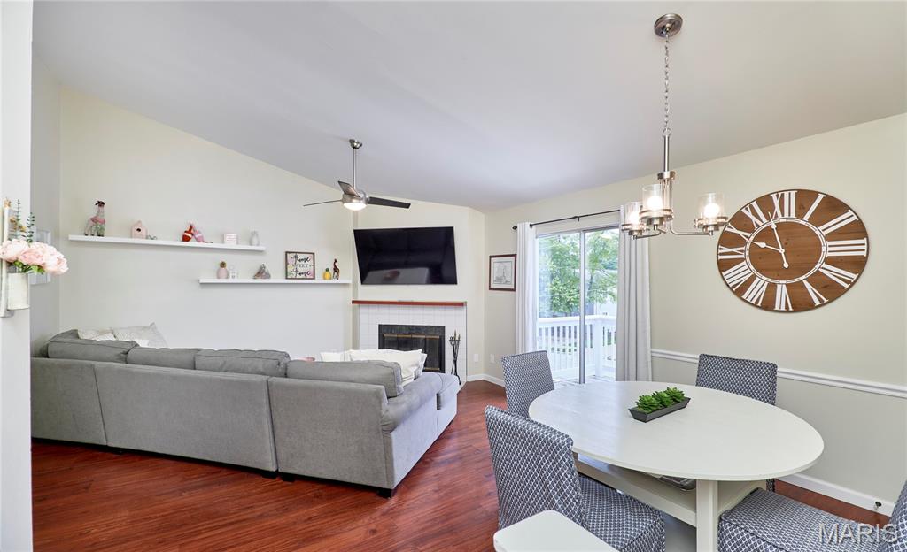1410 Thrush Place