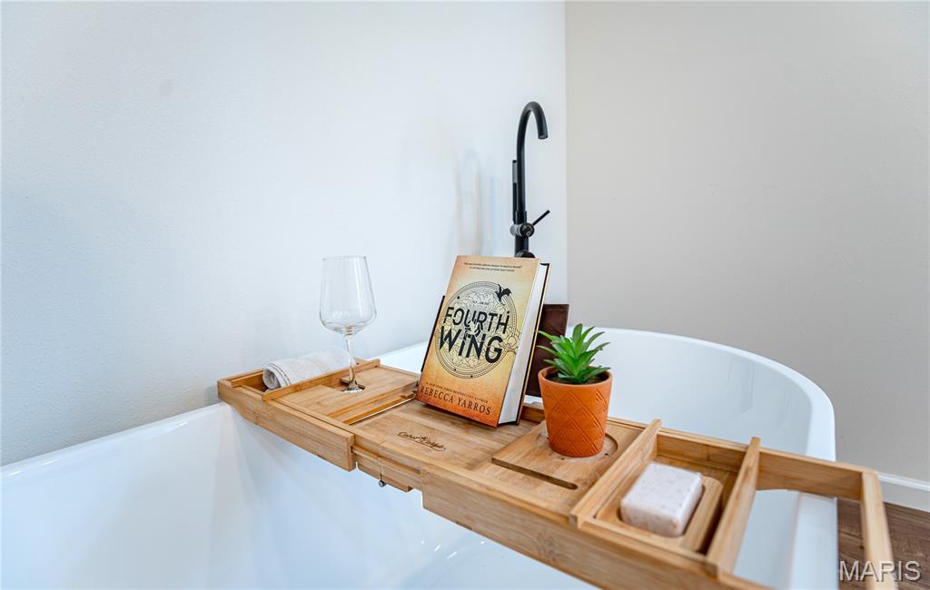 Scottsvale Manor - Residential