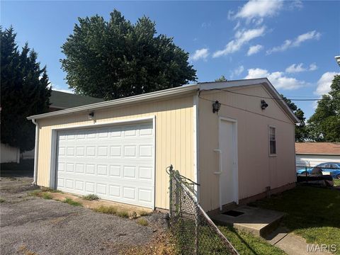 Tiny photo for 1311 Wachtel Avenue, St Louis, MO 63125 (MLS # 26030857)