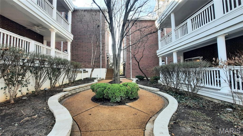 Carlton Manor Condo - Residential