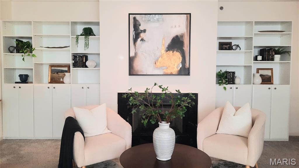 Carlton Manor Condo - Residential