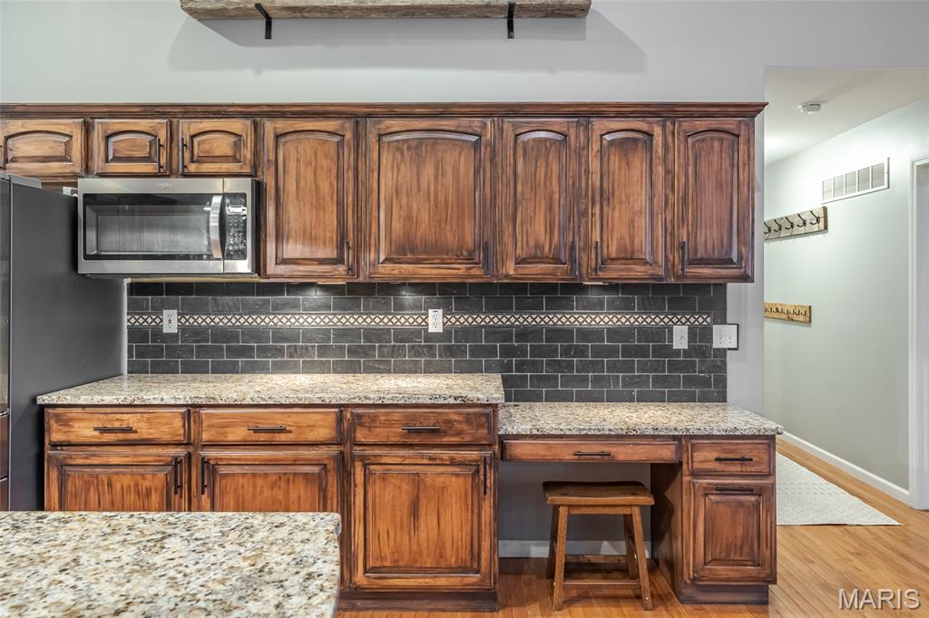 Valley Oaks - Residential