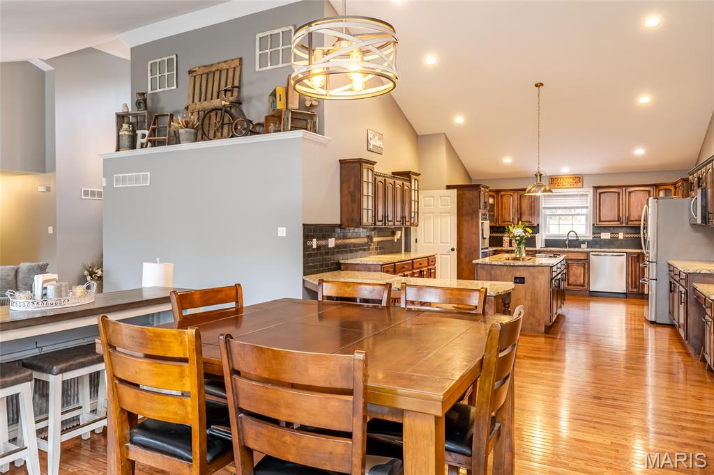 Valley Oaks - Residential