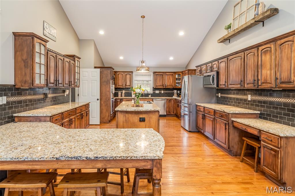 Valley Oaks - Residential