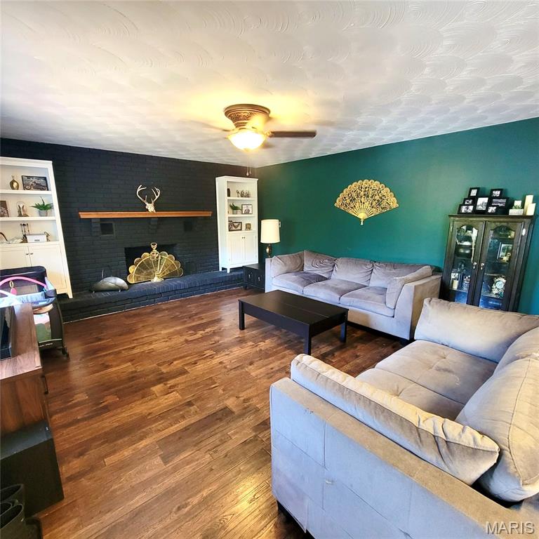 4600 Sassafras Lane