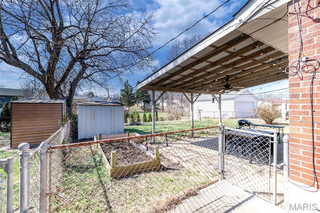 Al-Clare Mdws - Residential