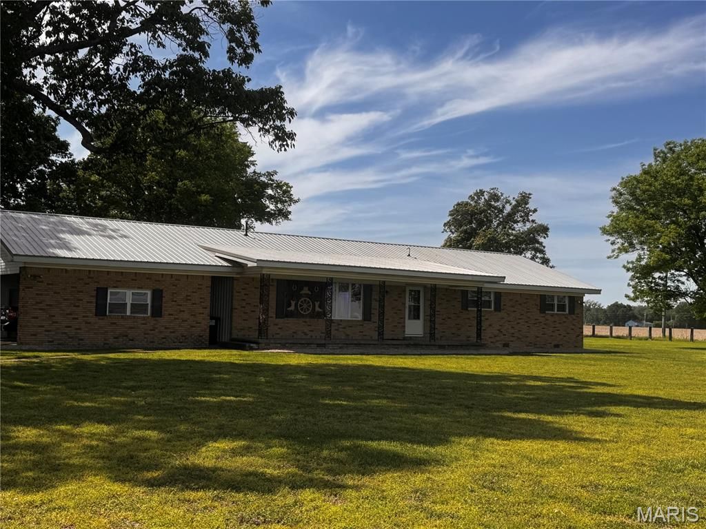 Photo of 40711 State Highway Mm, Malden, MO 63863 (MLS # 26024544)