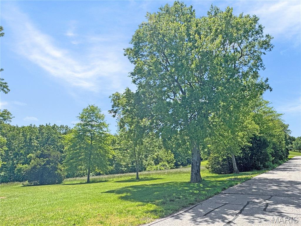 4600 Hilltop Drive