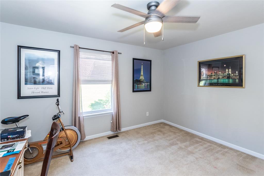 Manchester, Missouri 63088, United States, 3 Bedrooms Bedrooms, ,3 BathroomsBathrooms,Residential,Pending,135823