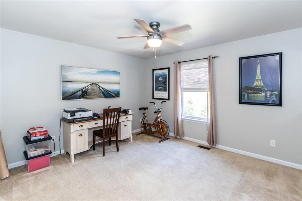 Manchester, Missouri 63088, United States, 3 Bedrooms Bedrooms, ,3 BathroomsBathrooms,Residential,Pending,135823