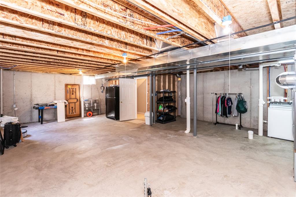 Manchester, Missouri 63088, United States, 3 Bedrooms Bedrooms, ,3 BathroomsBathrooms,Residential,Pending,135823