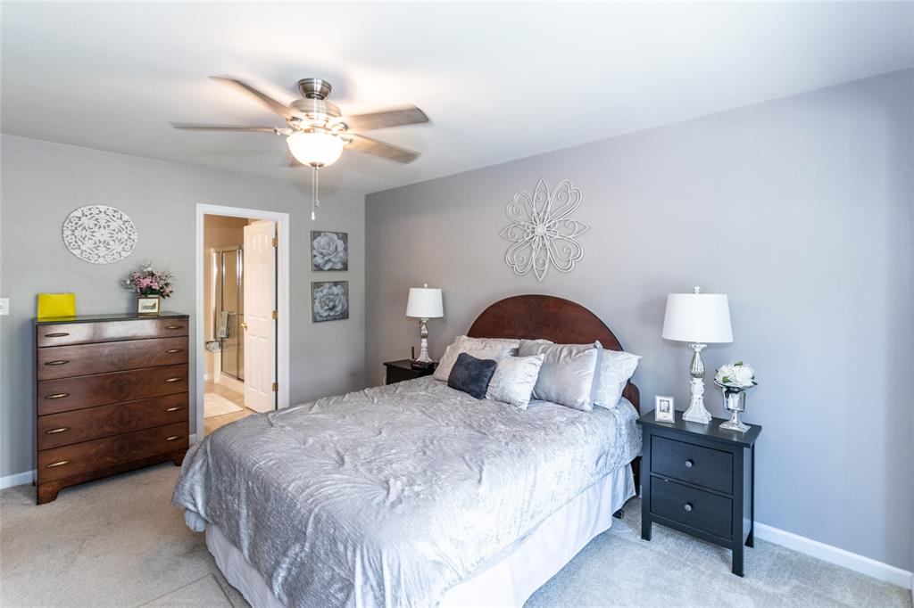 Manchester, Missouri 63088, United States, 3 Bedrooms Bedrooms, ,3 BathroomsBathrooms,Residential,Pending,135823