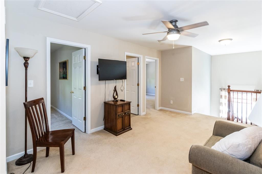 Manchester, Missouri 63088, United States, 3 Bedrooms Bedrooms, ,3 BathroomsBathrooms,Residential,Pending,135823