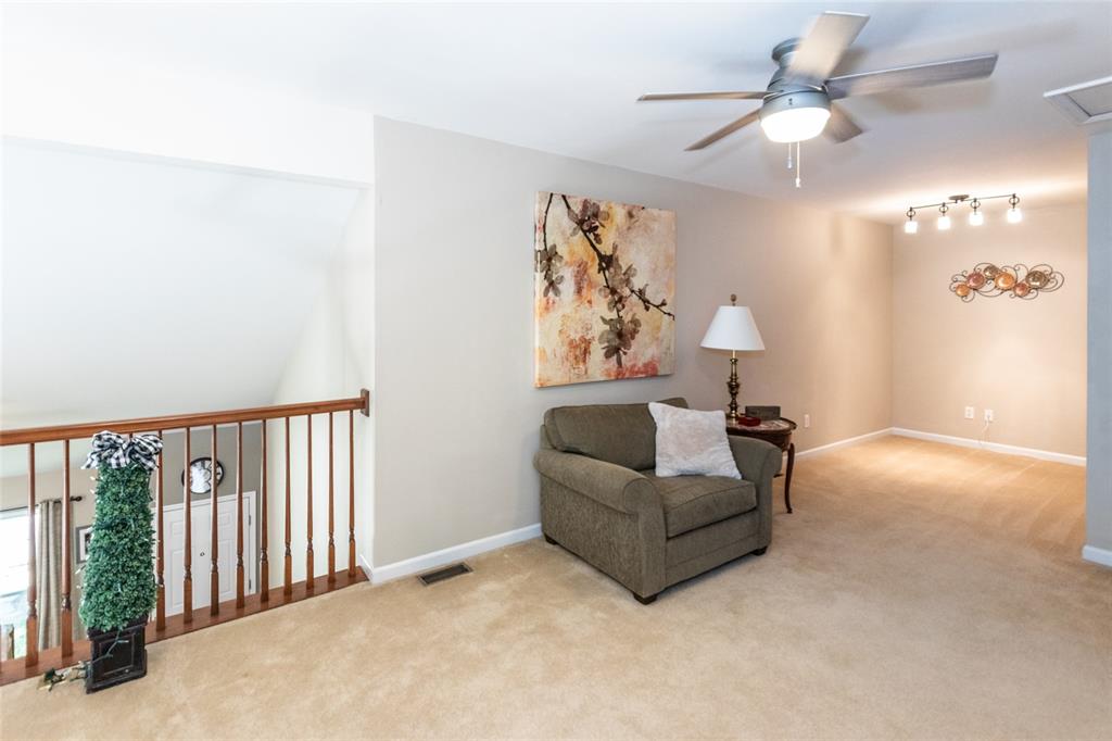 Manchester, Missouri 63088, United States, 3 Bedrooms Bedrooms, ,3 BathroomsBathrooms,Residential,Pending,135823