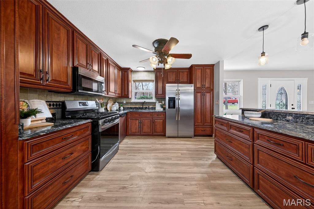 Barnhart Hills Estates Resub - Residential