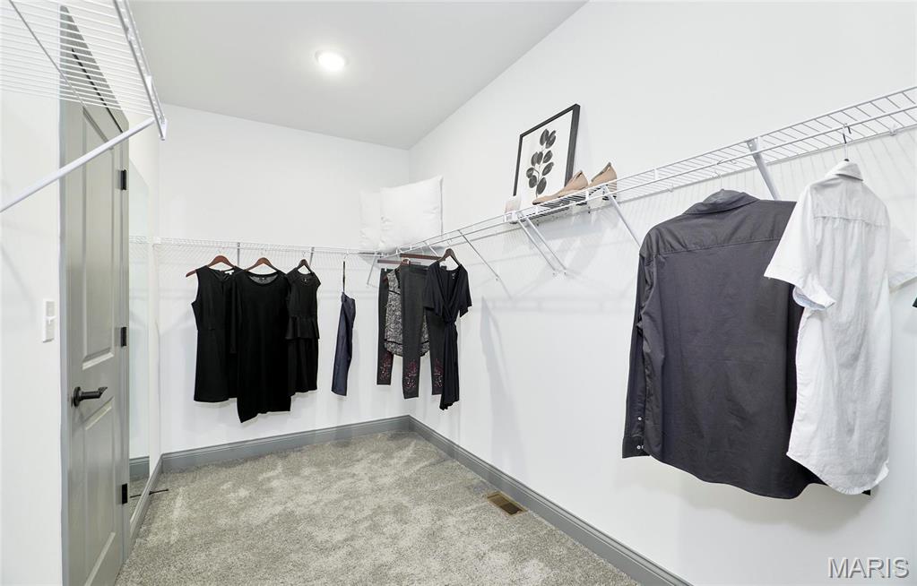 Majestic Lakes - Residential