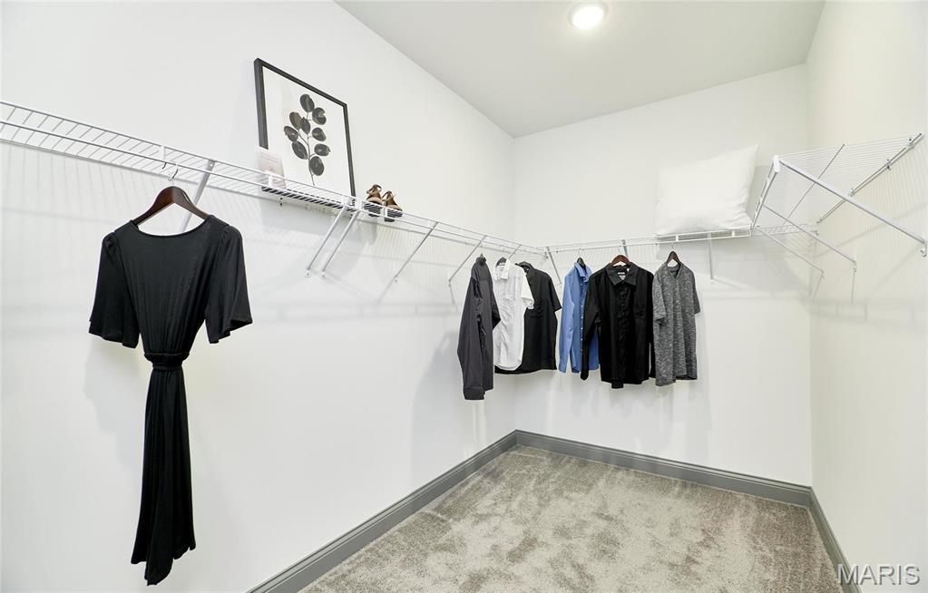 Majestic Lakes - Residential