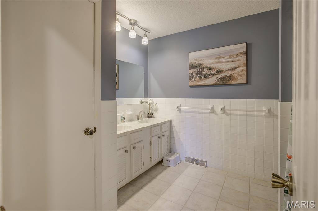 Collins North Acres - Residential