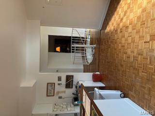 952 W Revere Drive