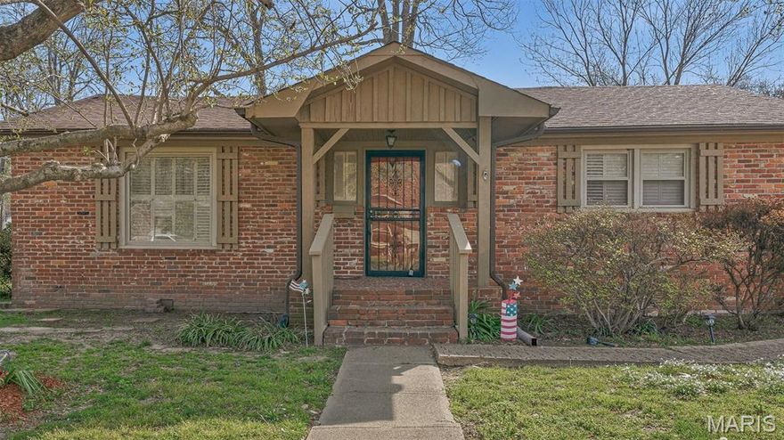 INTERIOR PHOTOS COMING SOON!!!
Lovely brick home located on a corner lot in Caruthersville! This home features 3 bedrooms and 2 bathrooms. The home gives a warm and welcoming feel as soon as you walk inside. The property is over 1,400 square feet providing plenty of space. The primary bedroom features a private half bathroom. The kitchen has tons of cabinet space and flows right into a dining area. There is a large generator that will convey. Several updates including windows and the kitchen. The back yard is completely fenced in and has a large deck. This is perfect for relaxing and enjoying the coming spring weather! There is an expansive 2 car garage along with multiple places for storage. This well-maintained home is truly one of a kind. Come check it out!