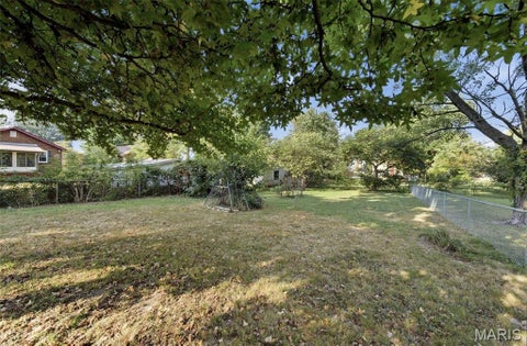 Tiny photo for 99 Sandau Avenue, Webster Groves, MO 63119 (MLS # 26064027)