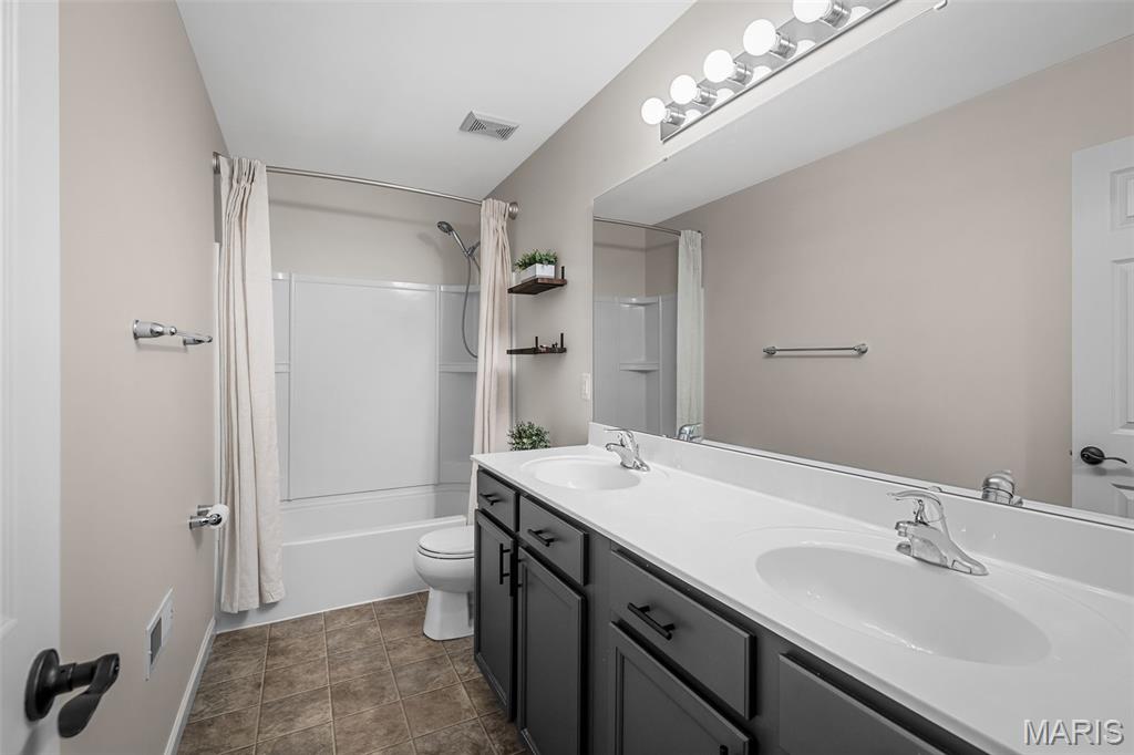 Willott Square - Residential