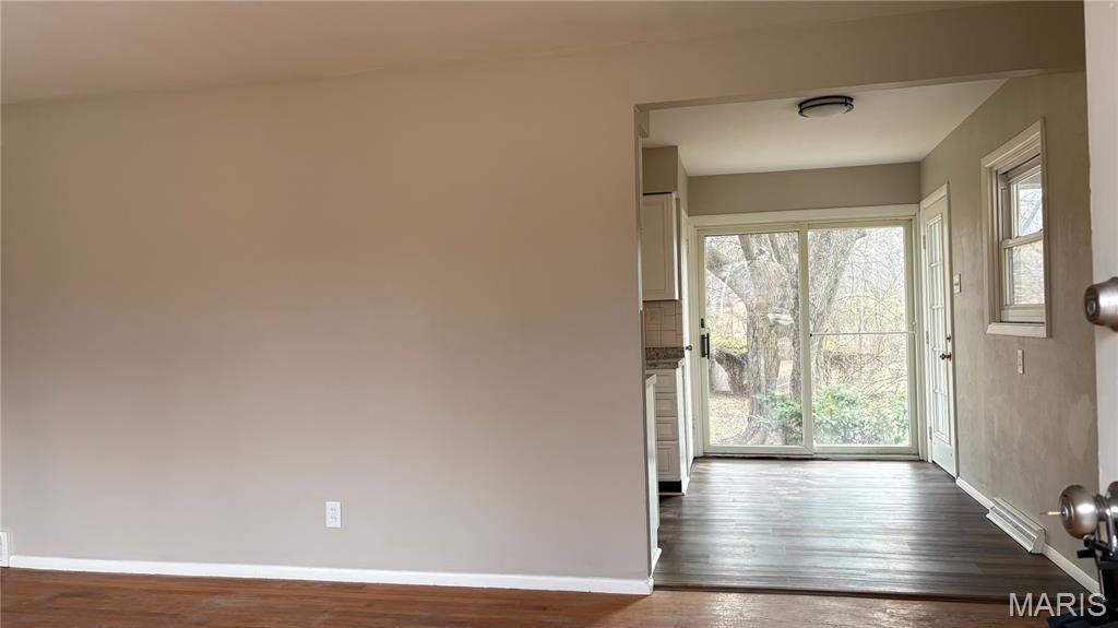 Larimore Estates 1 - Residential