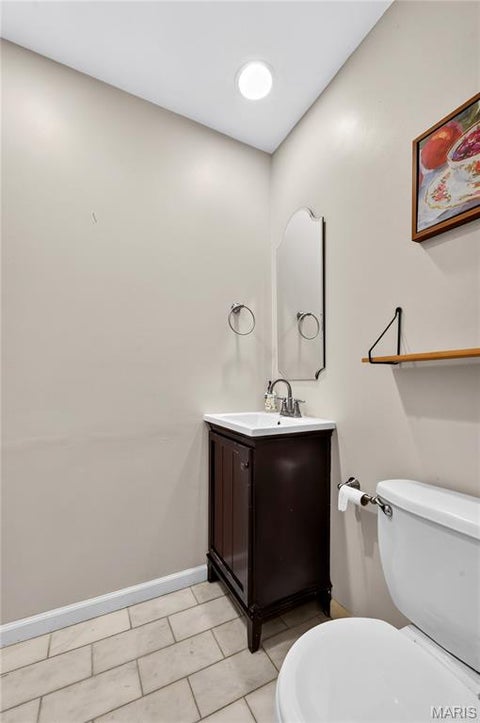 Tiny photo for 954 Chartrand Drive, Ballwin, MO 63011 (MLS # 26066563)