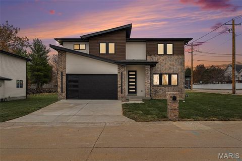 Tiny photo for 12430 Somerset Place Drive, St Louis, MO 63128 (MLS # 25077517)