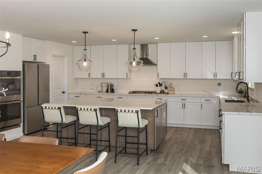 Hawk Ridge Trail Estate - Residential