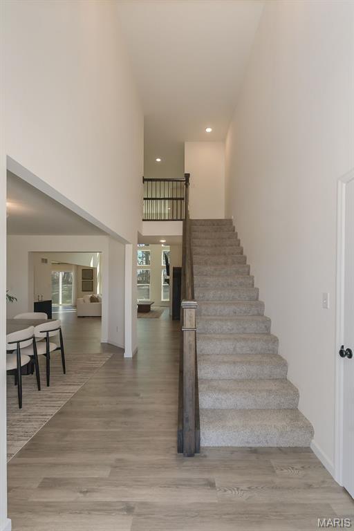 Hawk Ridge Trail Estate - Residential