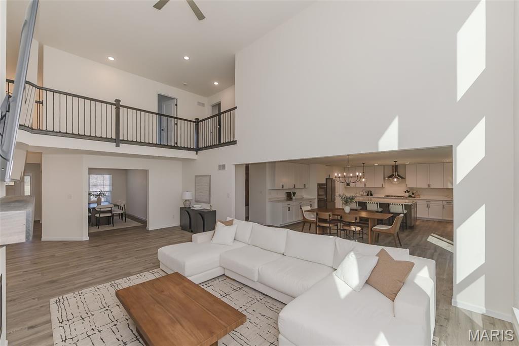 Hawk Ridge Trail Estate - Residential