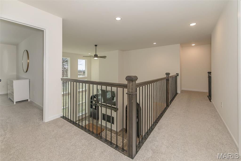 Hawk Ridge Trail Estate - Residential